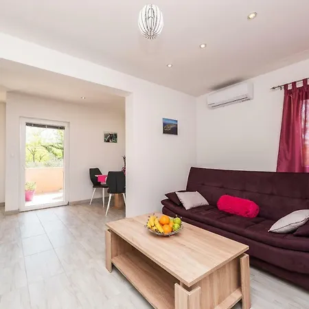 Apartment Micko *